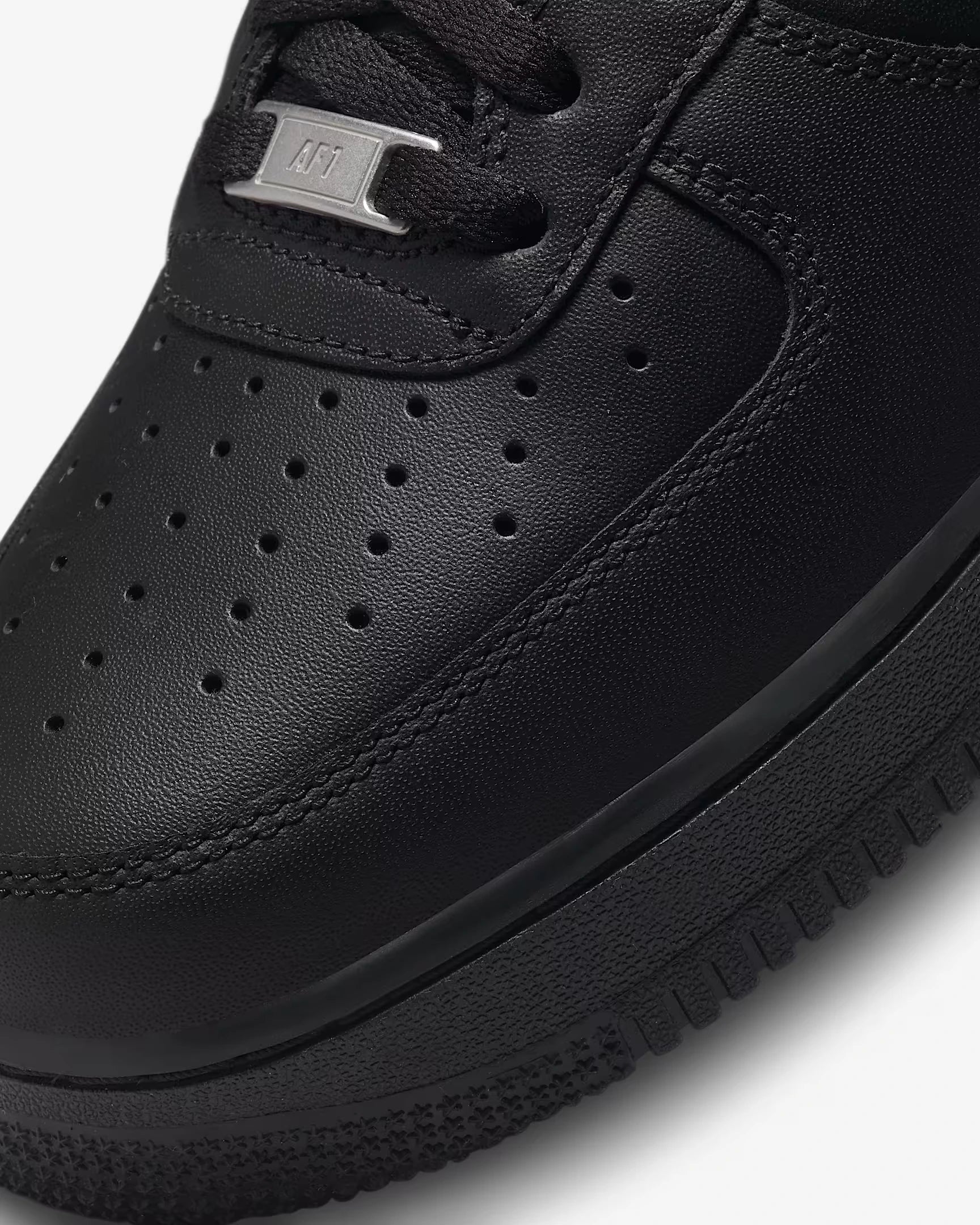 Nike Air Force 1 '07 "Black"